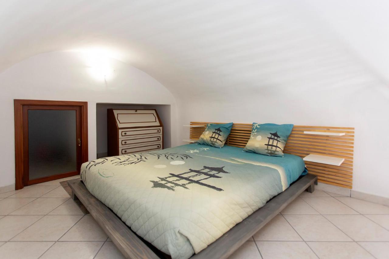 House In The Tower Apartment