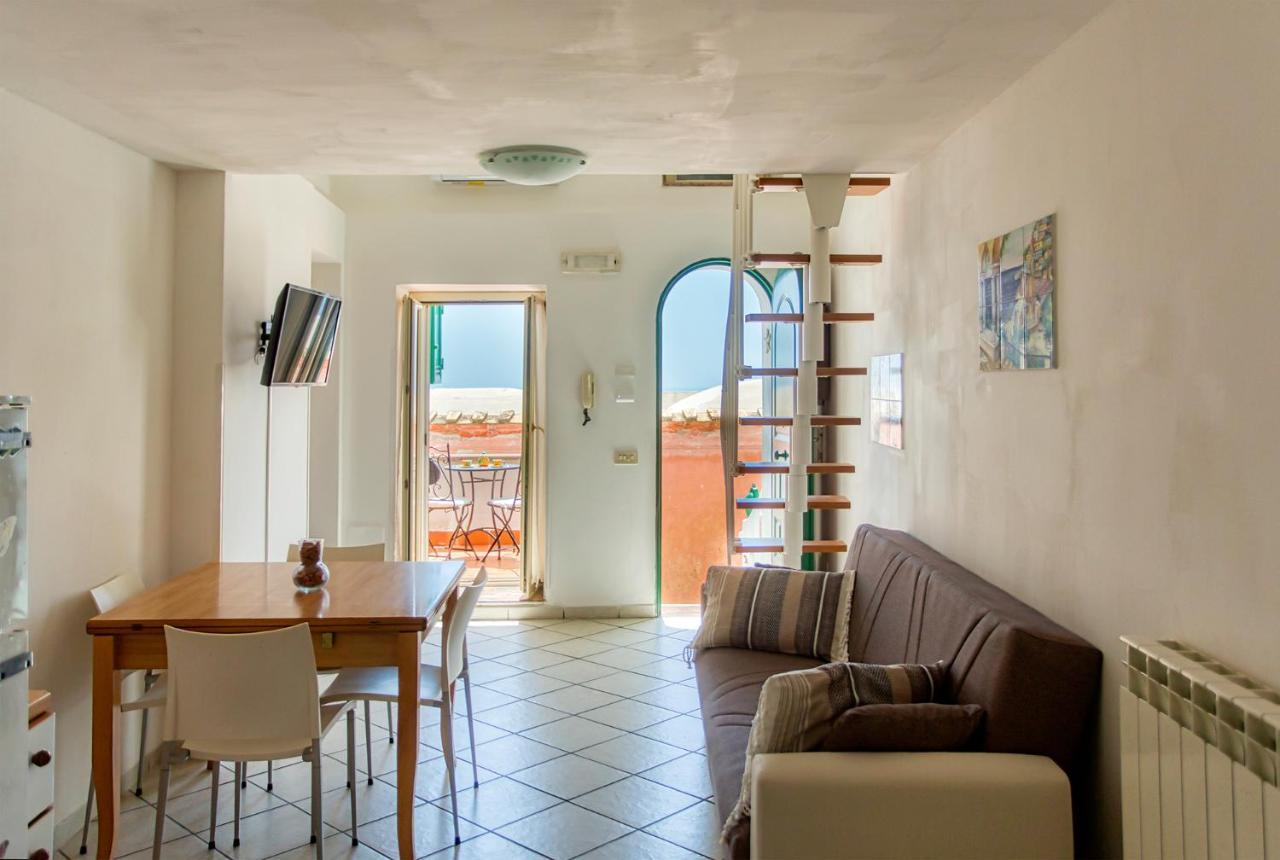 House In The Tower Apartment